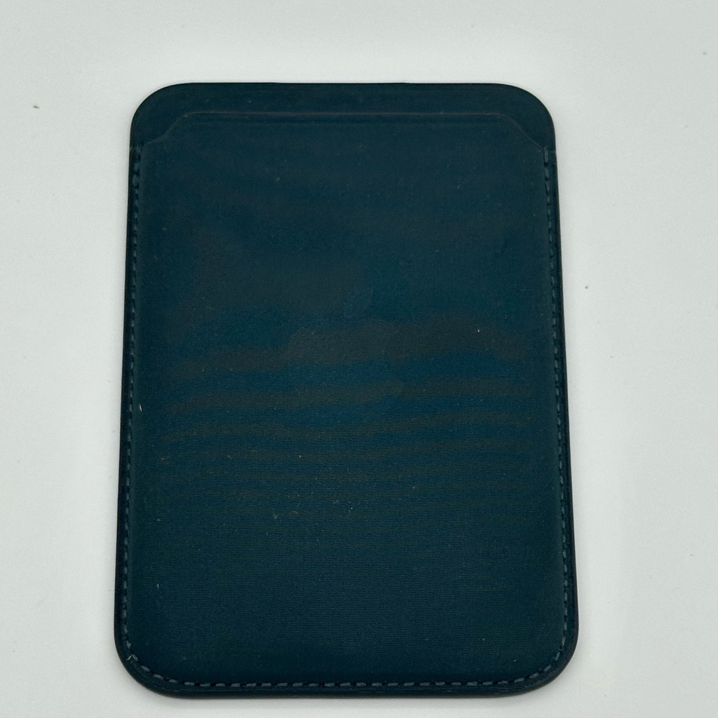 Apple iPhone FineWoven Wallet with MagSafe - Dark Green - Image 3