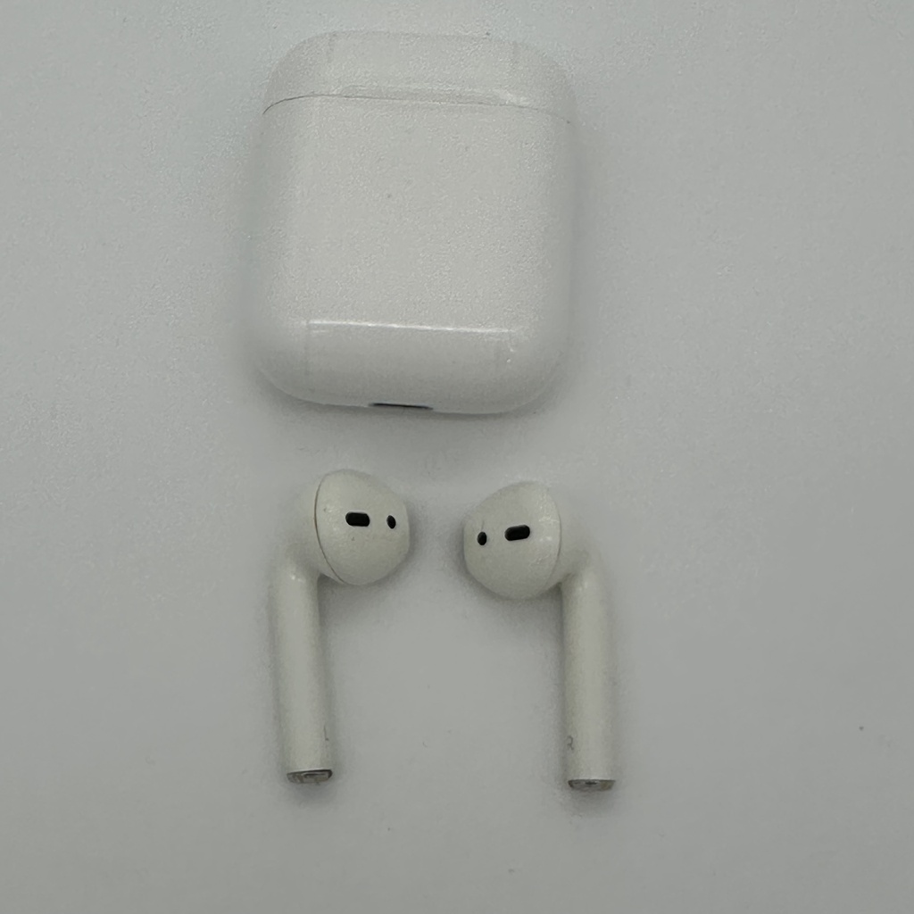 Apple AirPods (2nd Generation) with Charging Case - Image 2