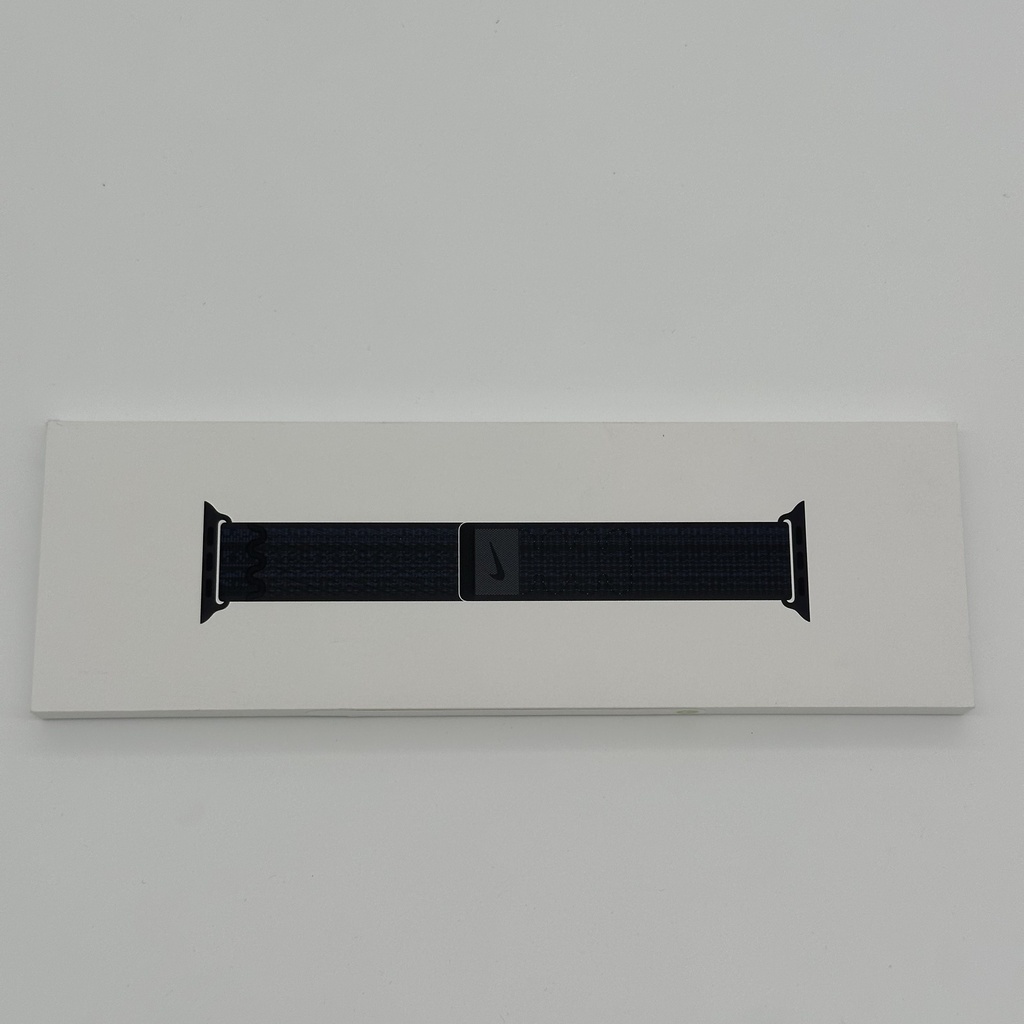 Apple Watch 40mm Black/Blue Nike Sport Loop - Image 3