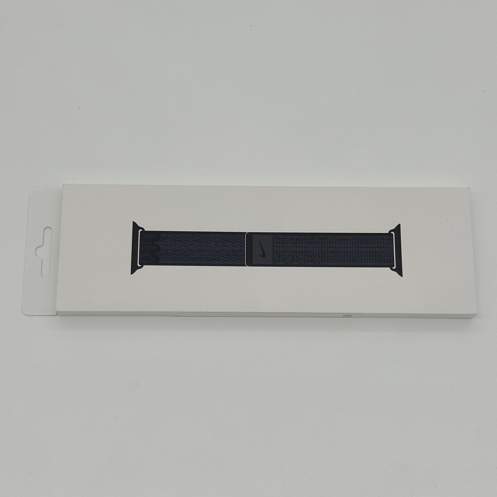 Apple Watch 40mm Black/Blue Nike Sport Loop